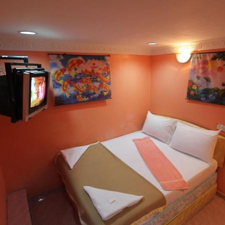 New Wave Hotel Sdn Bhd - Medan Batu Caves Extérieur photo